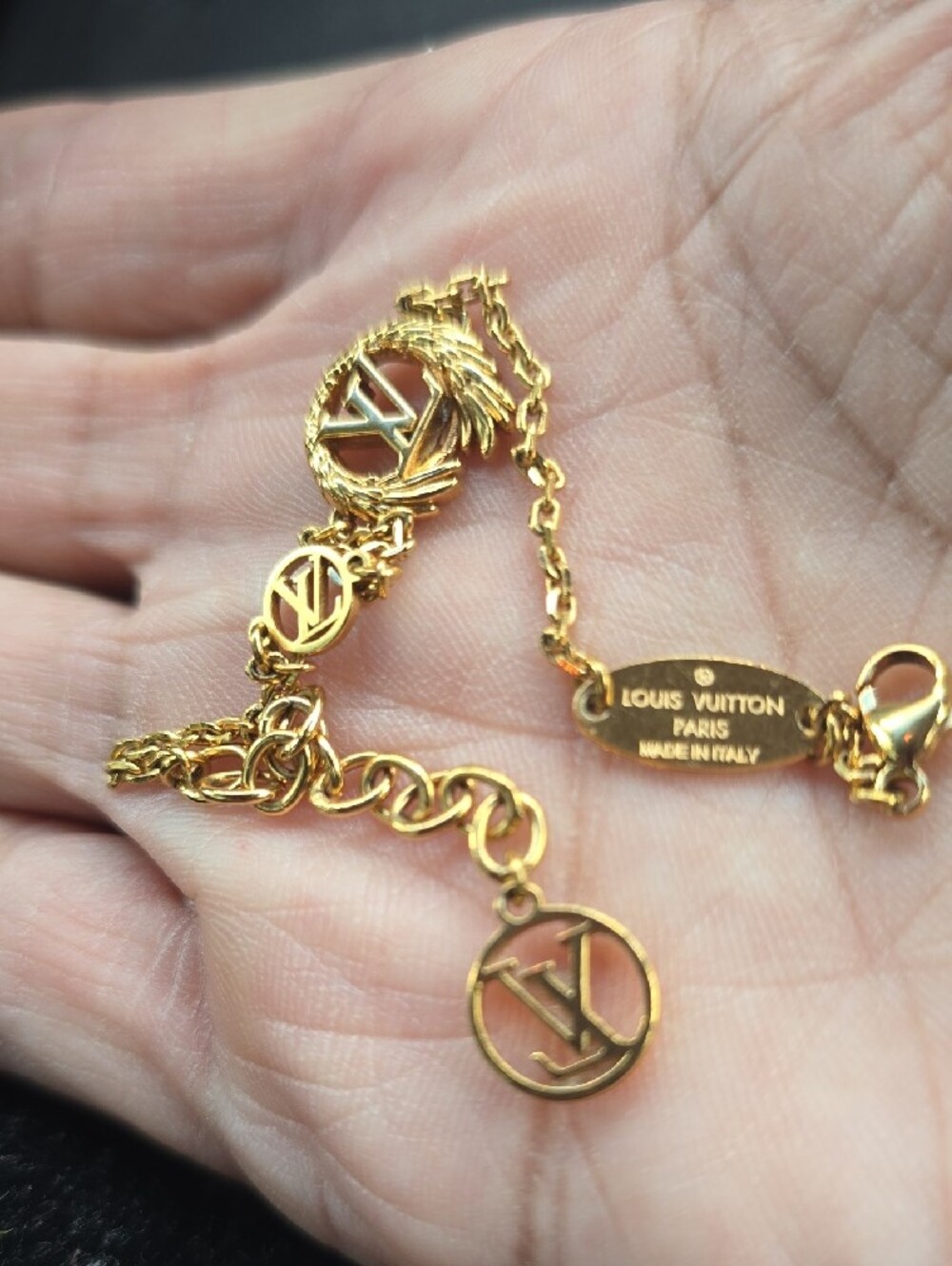 Authentic💥 Louis Vuitton Angel Wing Medallion Bracelet - Picture 5 of 6
